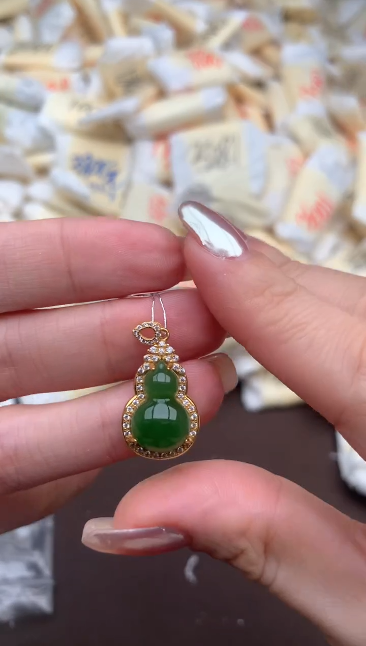 【闪购商品】翡翠挂件银S925镶嵌一