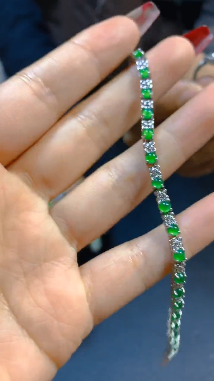 【闪购商品】翡翠手链未镶嵌0531704027多样性发一