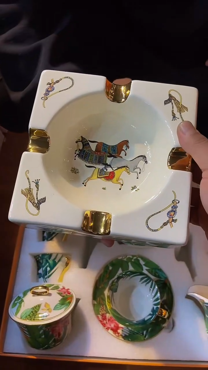 【闪购商品】鸿辉家品牌瓷器，京东包邮！