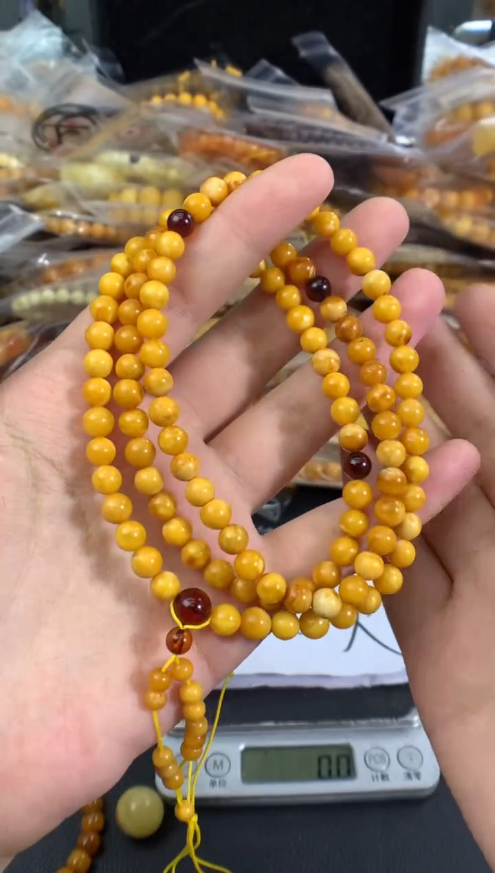 蜜蜡未镶嵌珠宝奇石1