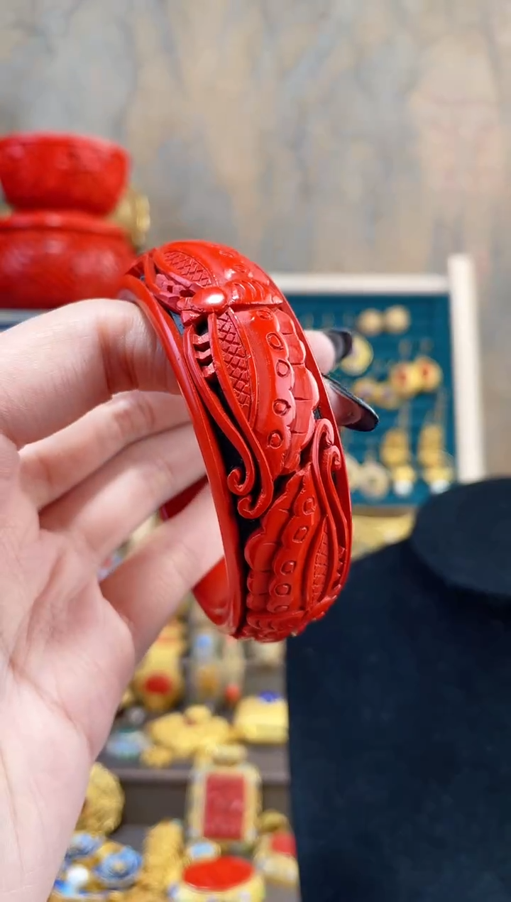 【闪购商品】非遗雕漆镯子蝴蝶55-59