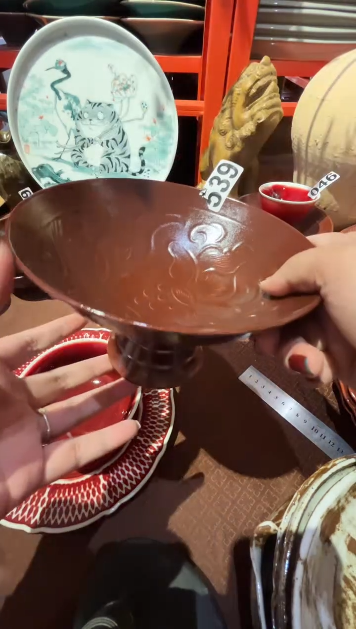 瓷片钰****点539红高脚雕刻