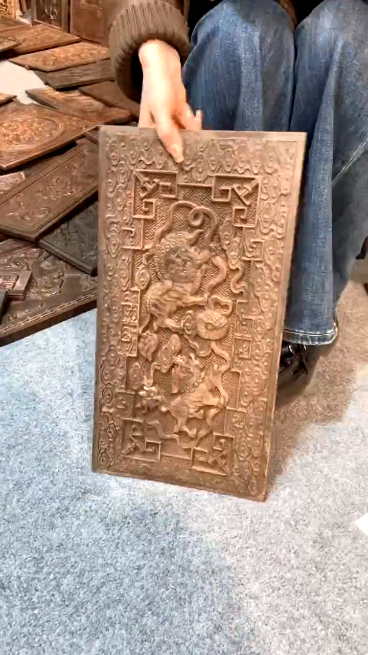 【闪购商品】木A紫檀雕刻一物一拍以直播间为准