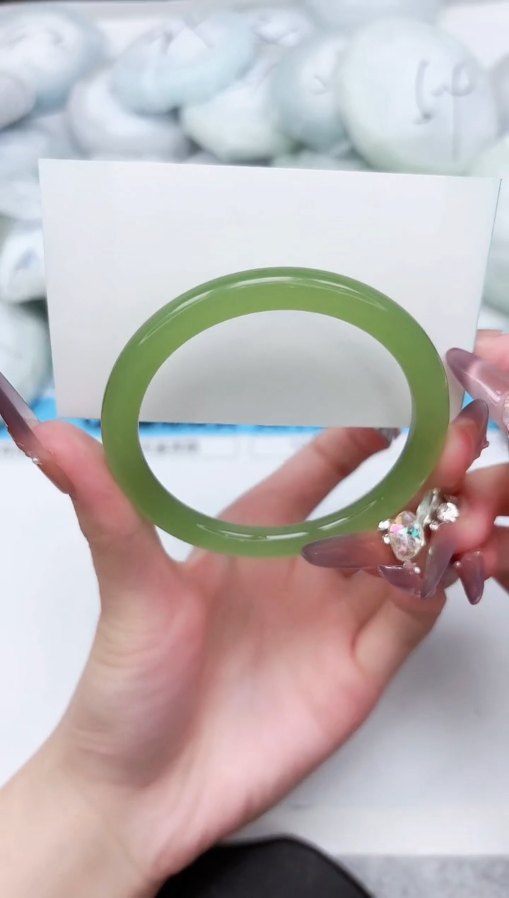 石英质玉手镯未镶嵌204-58.5