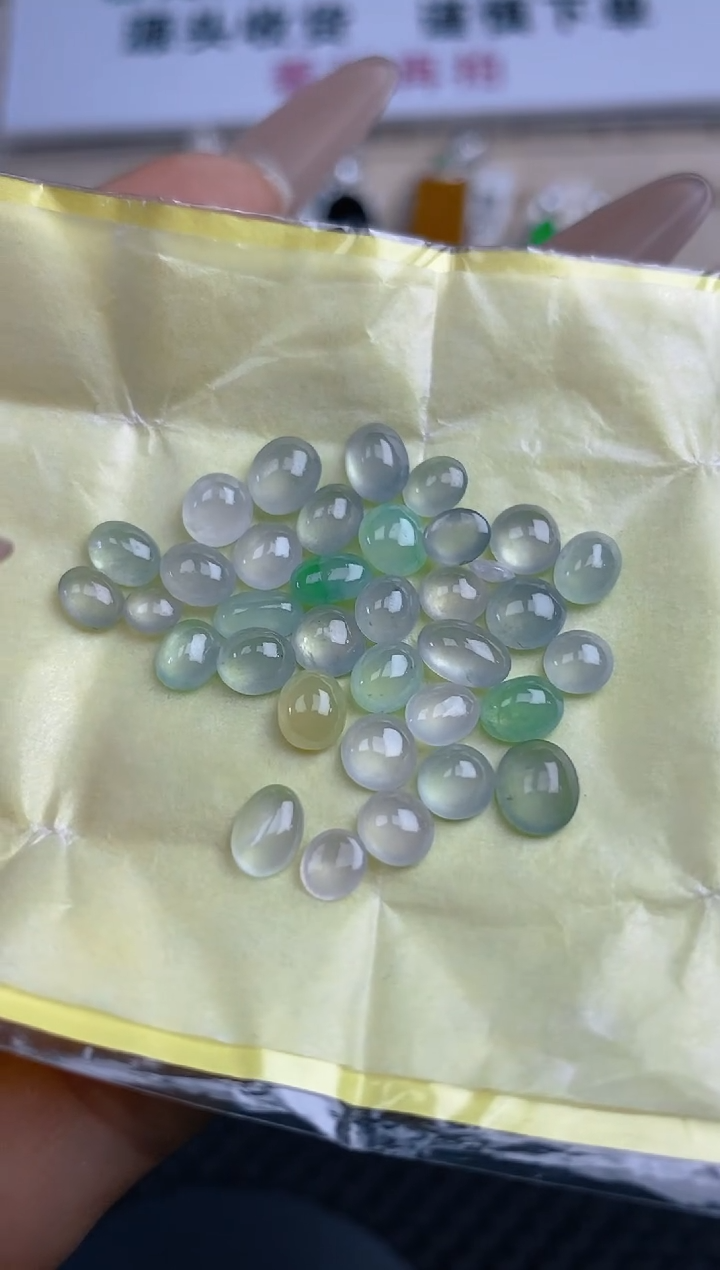 【闪购商品】定制翡翠未镶嵌天然翡翠蛋面35