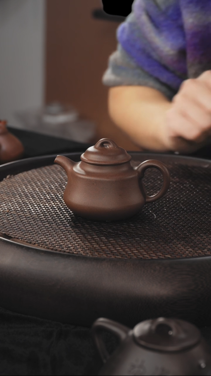 茶壶紫砂福鼎  底槽清