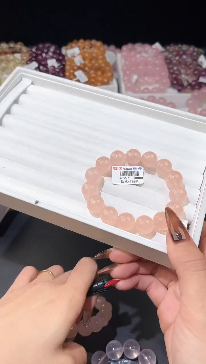 【闪购商品】水晶手链未镶嵌多样性发一西柚粉14mm