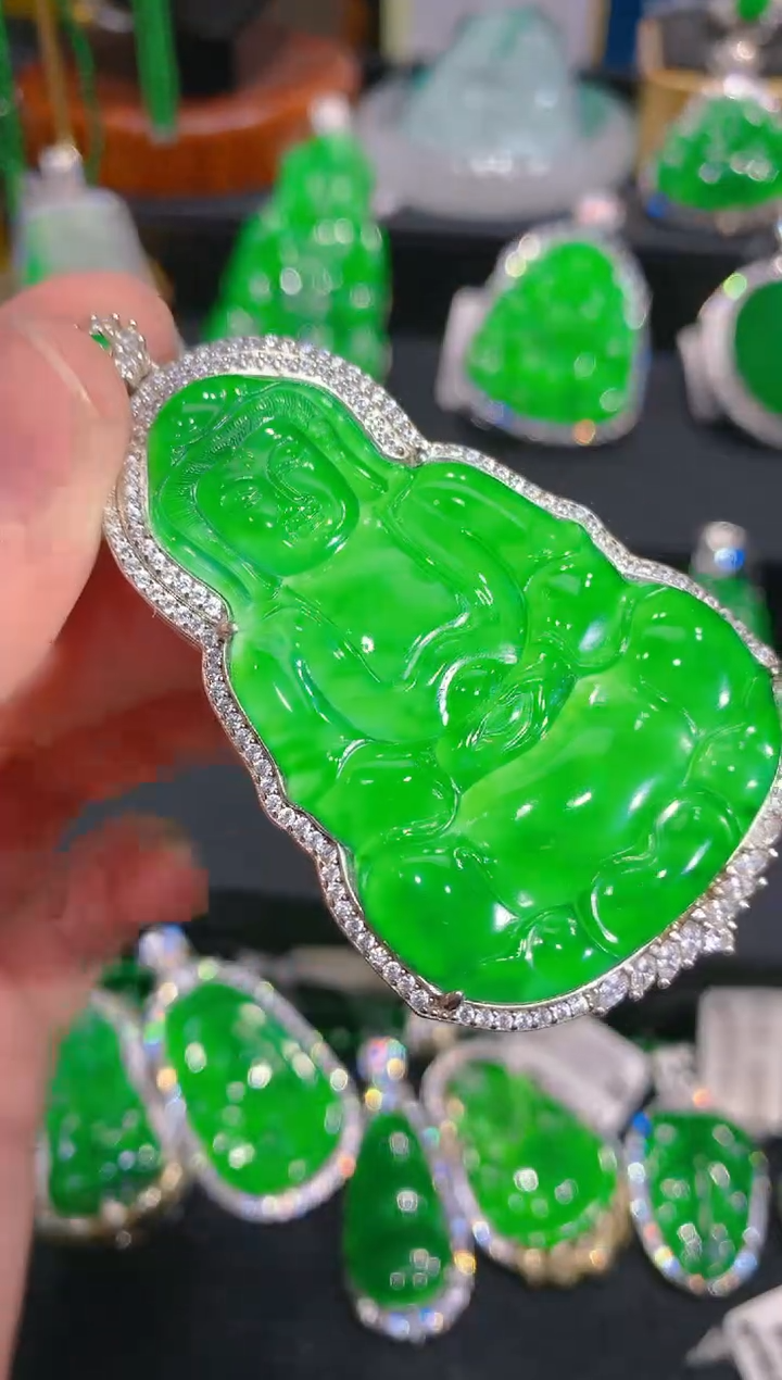 【闪购商品】翡翠颈饰银S925镶嵌47一季