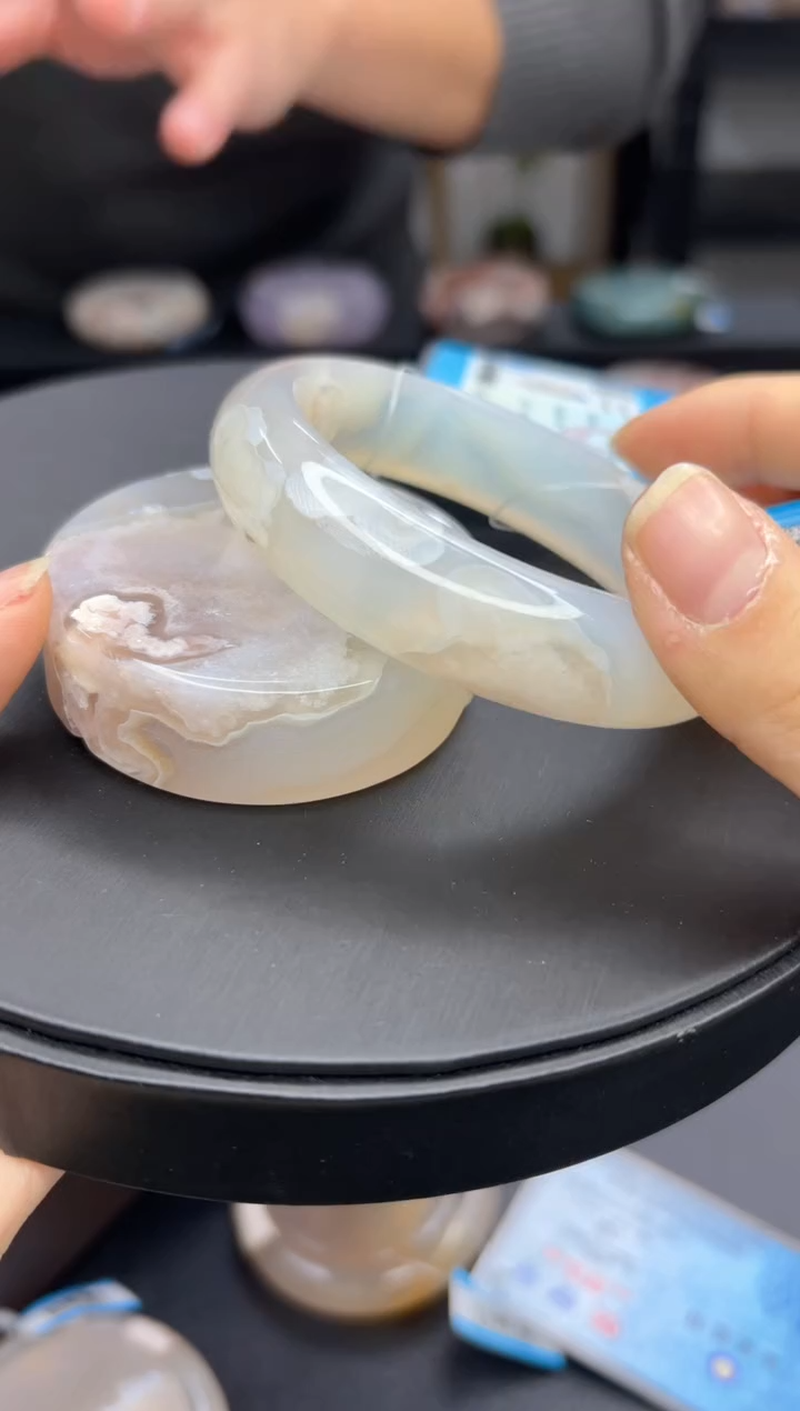 【闪购商品】石英质玉手镯未镶嵌A30(60圈赠送镯心)