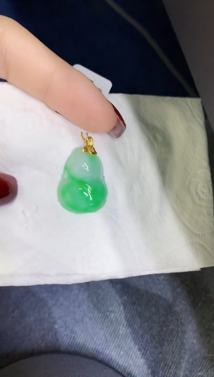 颈饰18K金镶嵌翡翠缅甸天然翡翠A货