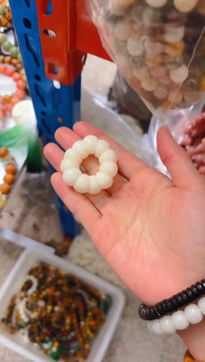 吊坠菩提根/象牙果白色手捻