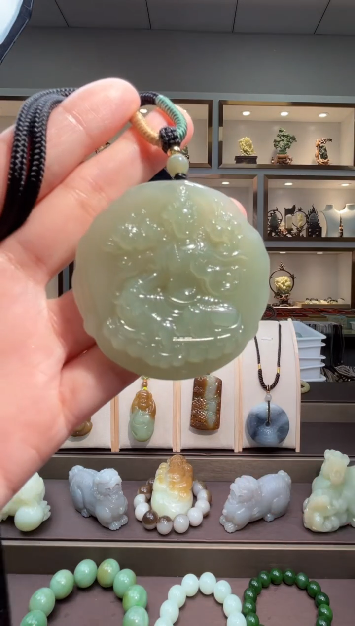 颈饰未镶嵌和田玉苏