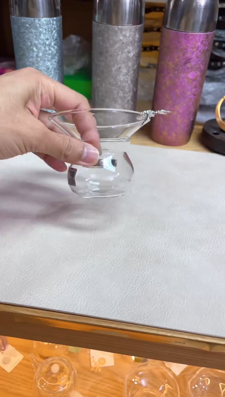 银鱼款茶漏      