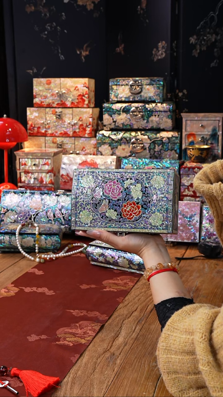 【闪购商品】瓷片螺钿工艺香椿木首饰盒