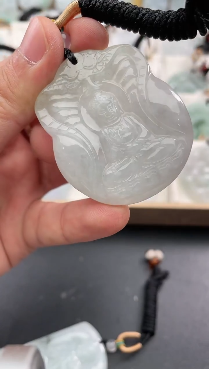 颈饰未镶嵌翡翠26/01/02/202