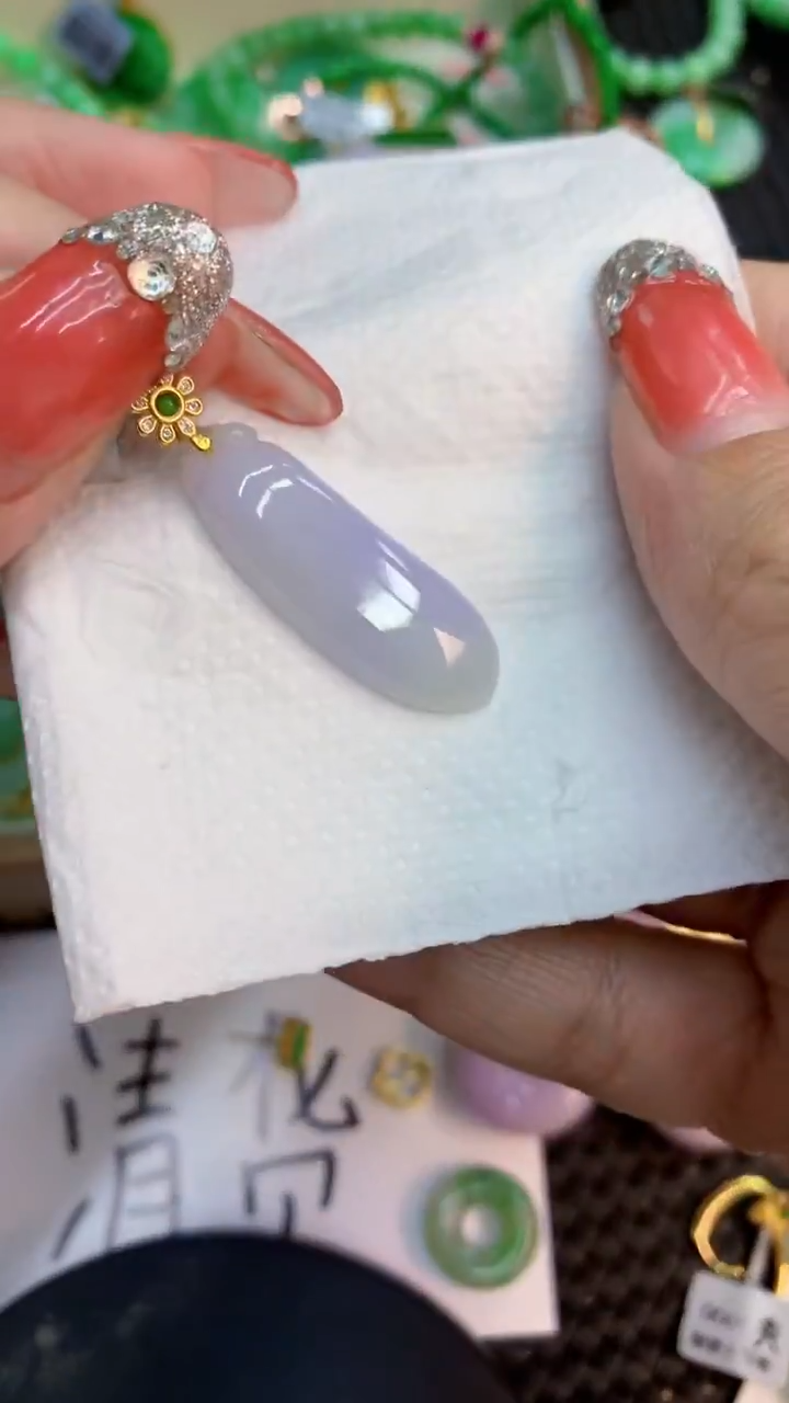 颈饰未镶嵌翡翠1