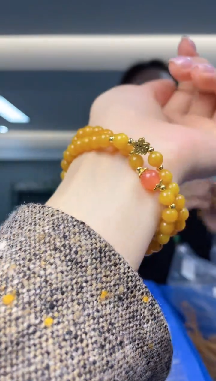 【闪购商品】蜜蜡裸石未镶嵌多样性发一件