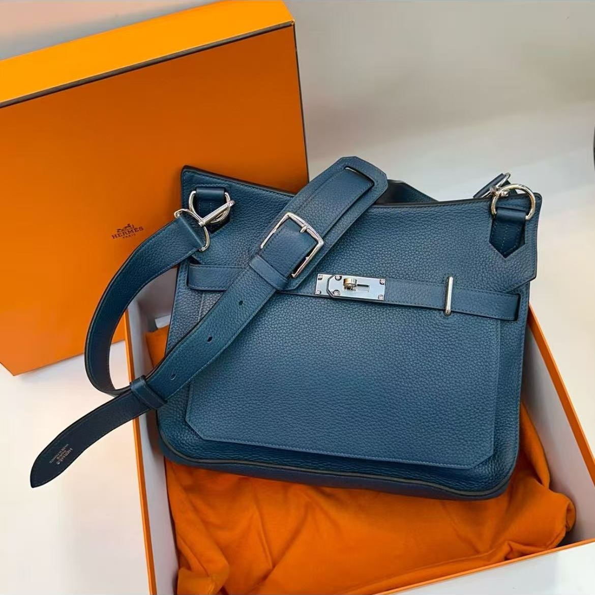 99新 Hermes/爱马仕 吉普赛28 普鲁士蓝银扣tc皮 Y刻 单肩包