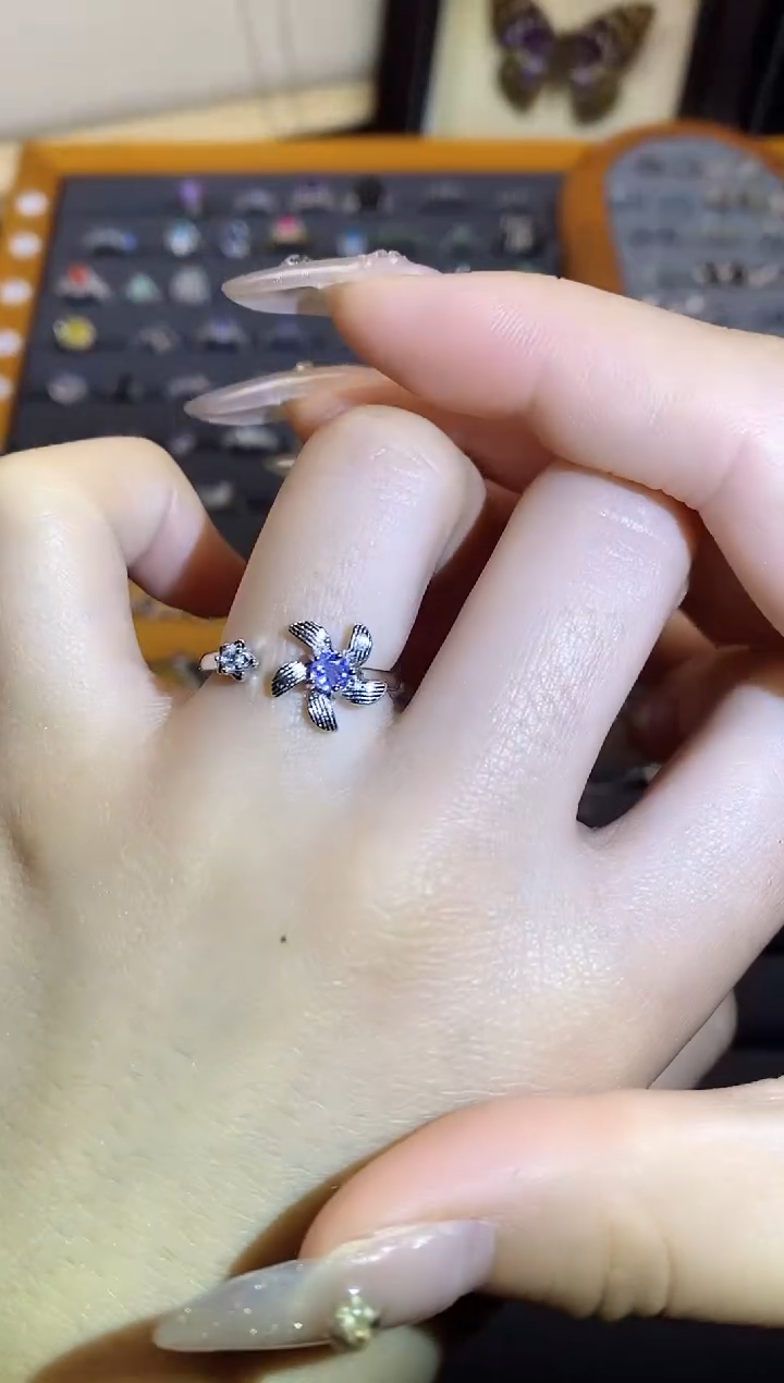 【闪购商品】水晶手链银S925镶嵌A111