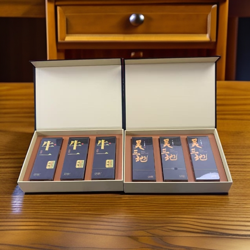 JO【拍一发二】 武夷岩茶 黑牛一+吴三地高端品鉴装 到手6小盒