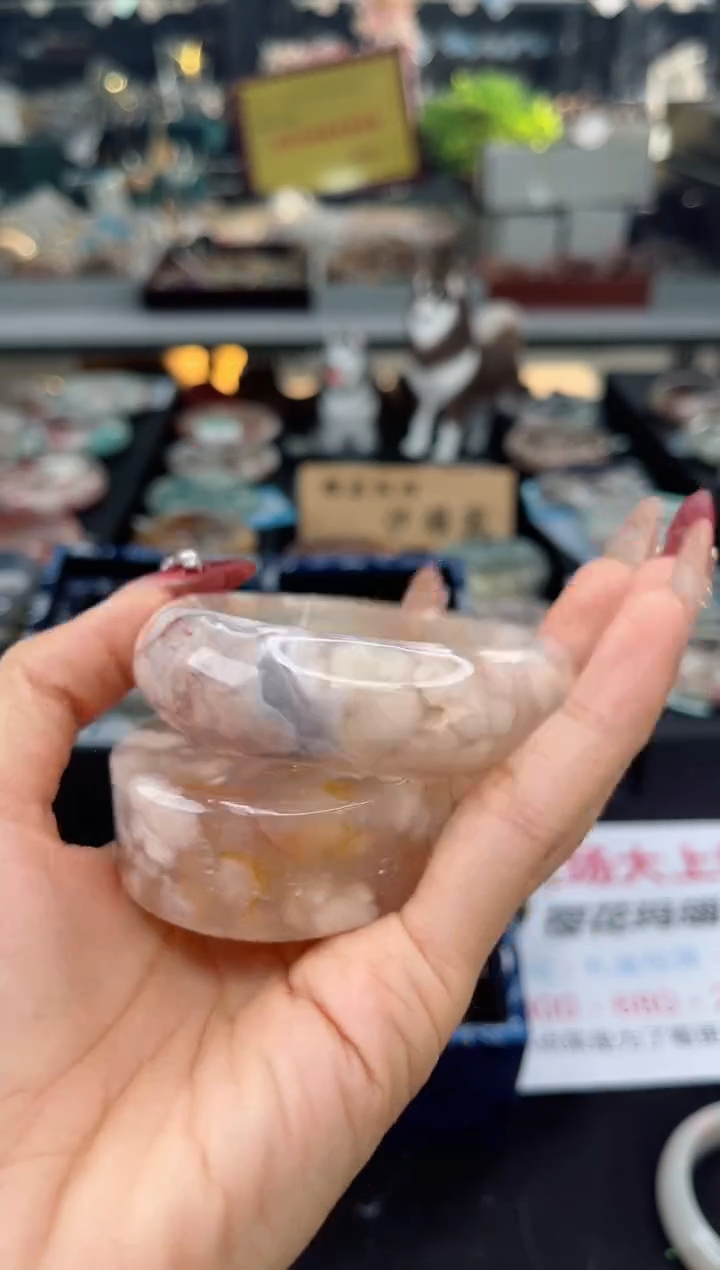 【闪购商品】石英质玉手镯未镶嵌55圈口（赠品镯心）1484431