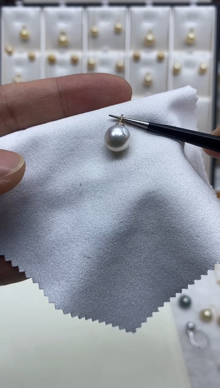 【闪购商品】海水珍珠吊坠(赠链)18K金镶嵌8.5-9mm