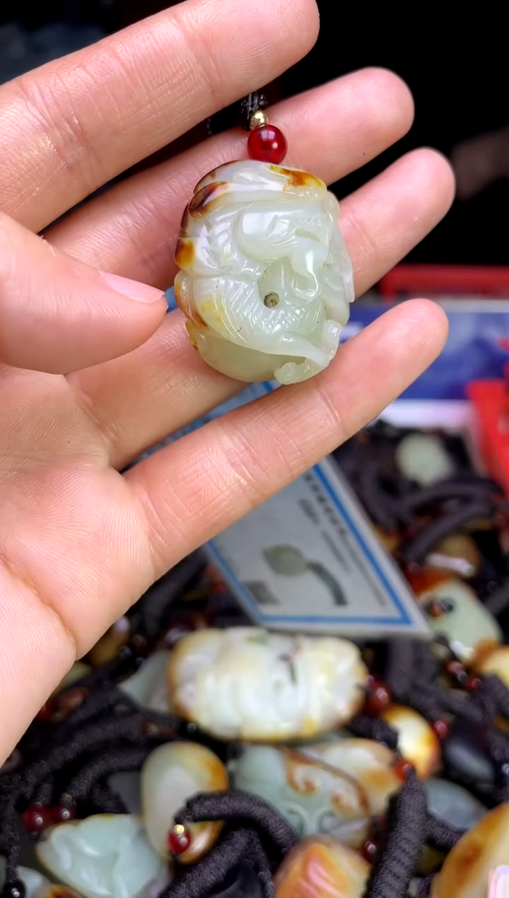 【闪购商品】和田玉未镶嵌颈饰0