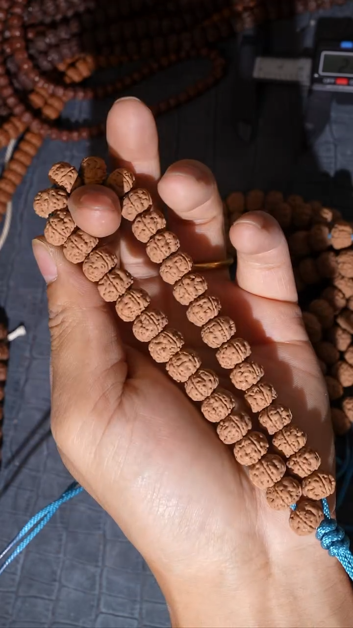 金刚菩提手串11mm限定款-特好飞碟孔道黄老树王原桩单圈