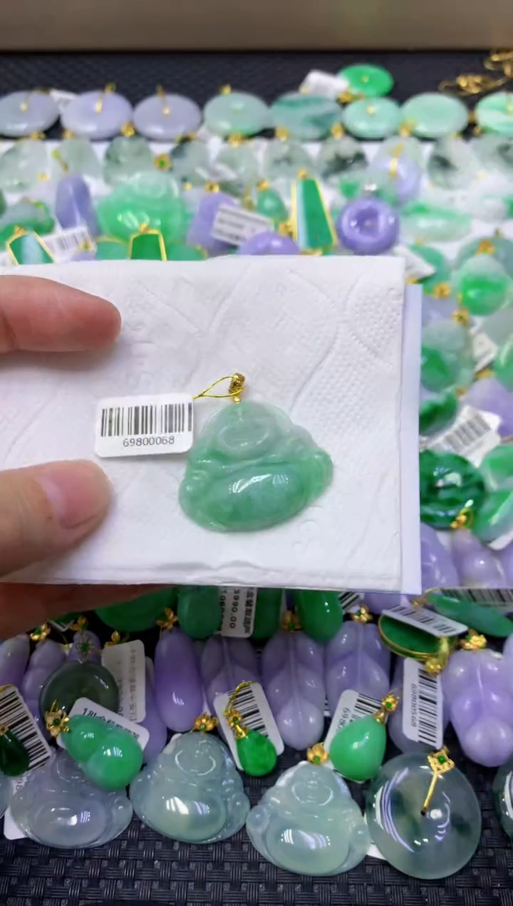 颈饰未镶嵌翡翠天然缅甸翡翠A货