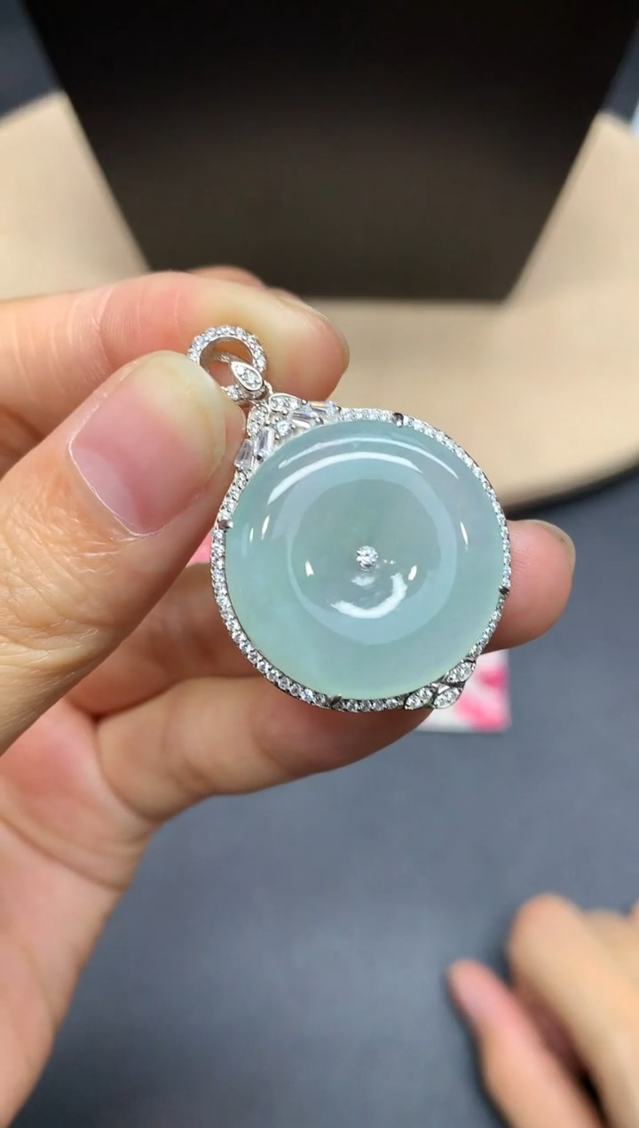 【闪购商品】翡翠吊坠(不含链)银S925镶嵌平安扣【多样性发其一】