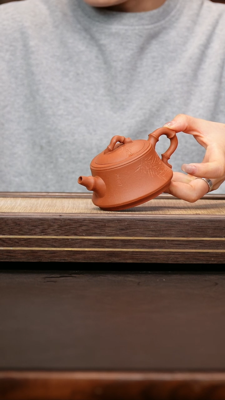 茶壶紫砂紫泥 竹节柱础 刻绘200cc