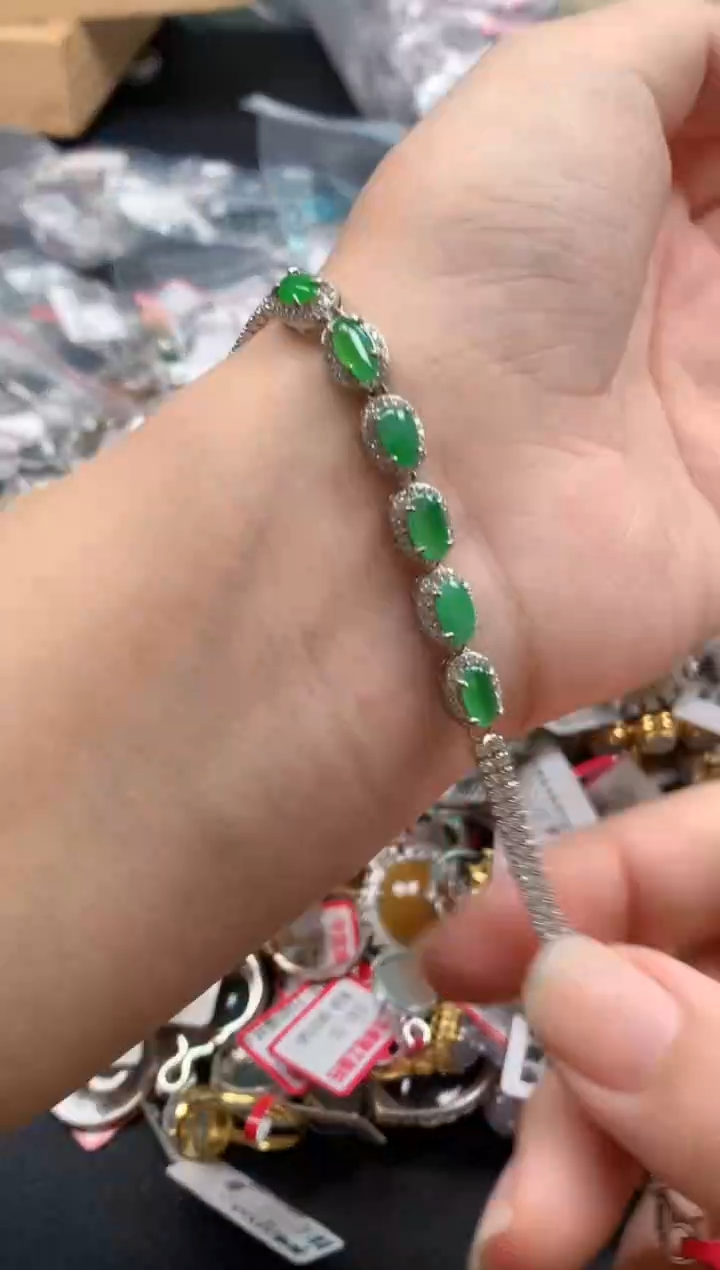 翡翠戒指银S925镶嵌天然A货缅甸翡翠