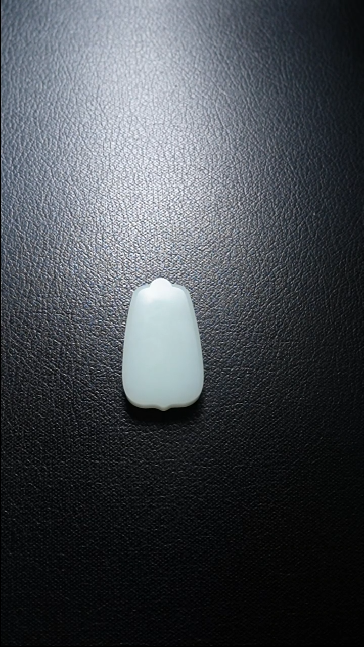 【闪购商品】和田玉颈饰未镶嵌无事牌