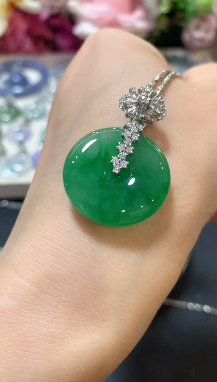 吊坠(不含链)18K金镶嵌翡翠z62