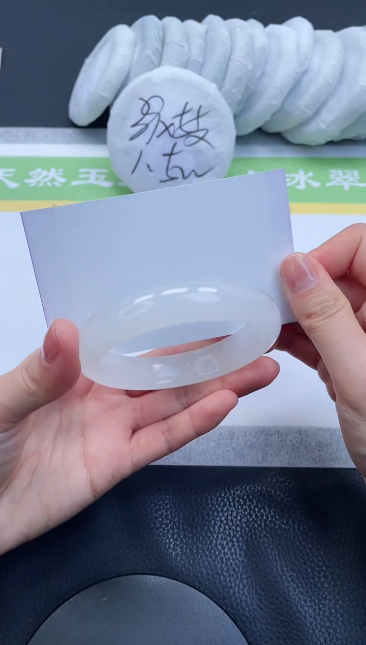 【闪购商品】石英质玉手镯未镶嵌A112-56+