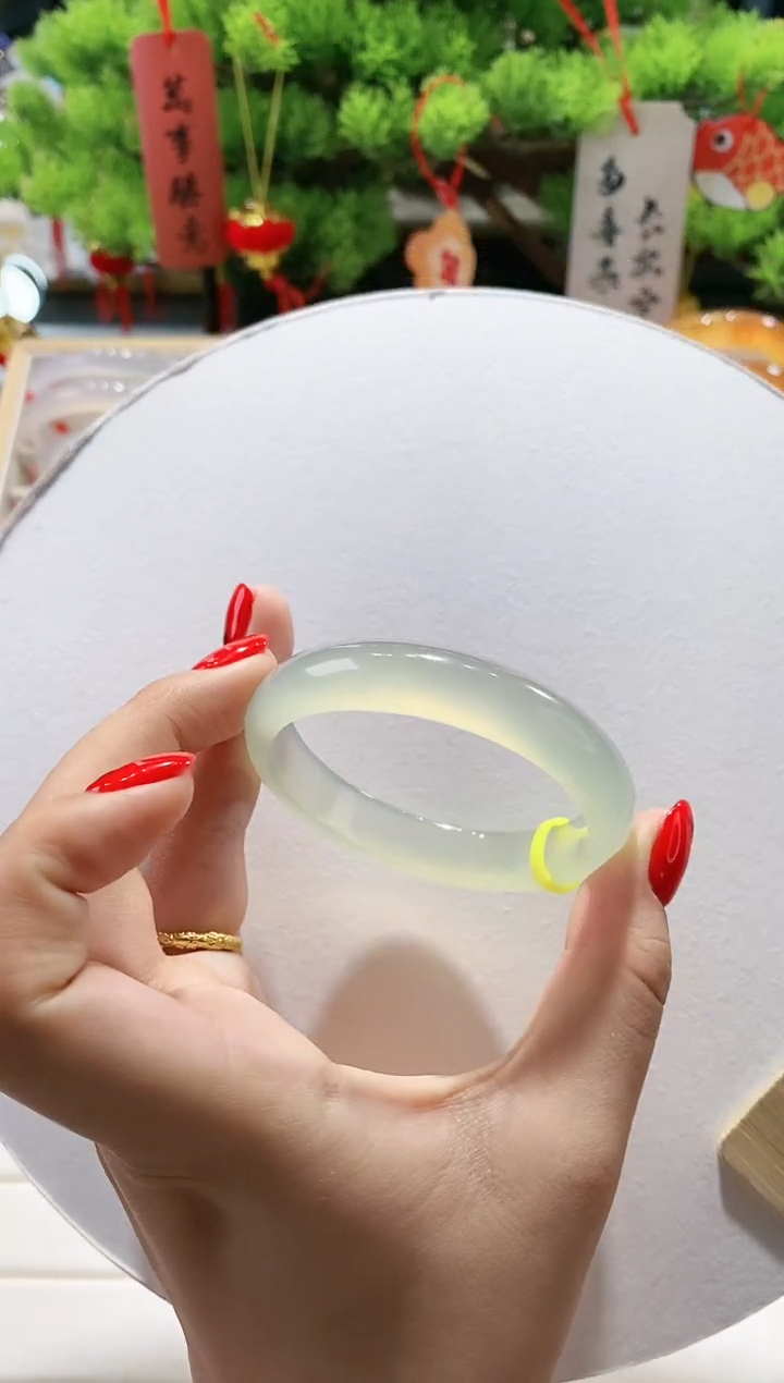 【闪购商品】玛瑙/玉髓手镯未镶嵌127-52.8