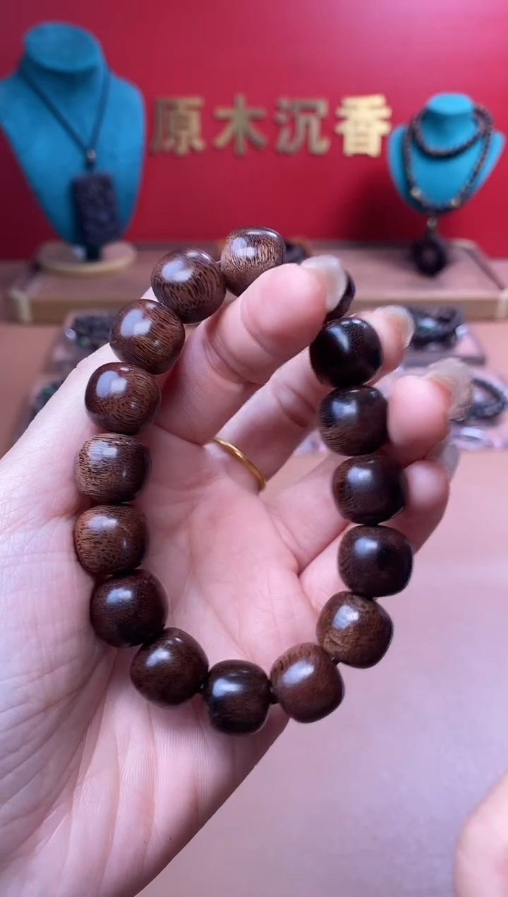 【闪购商品】沉香木手串Y沉水芽庄黄棋12*13瘿子瘤老型珠