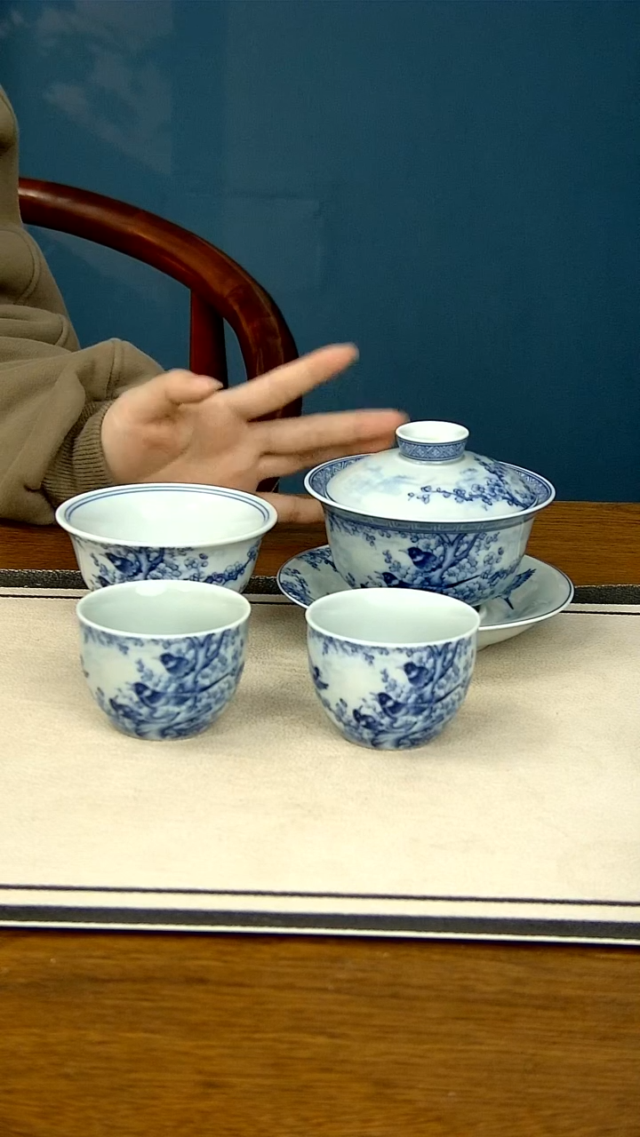 【闪购商品】喜上眉梢四件套------两个客杯