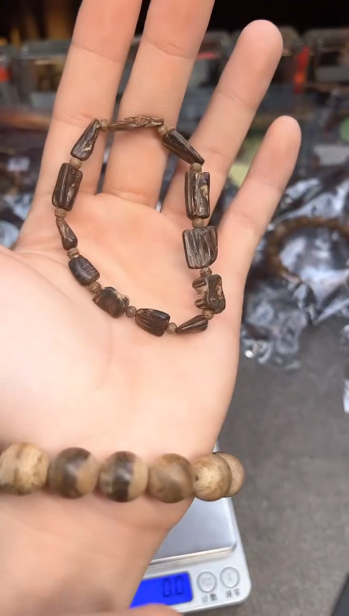 【闪购商品】沉香手串123号沉水达拉干软丝多样性发货1条