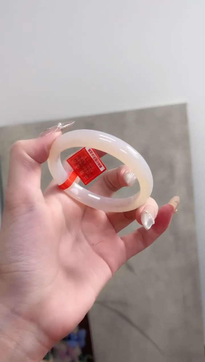 【闪购商品】玛瑙/玉髓手镯未镶嵌56圈 需要包容