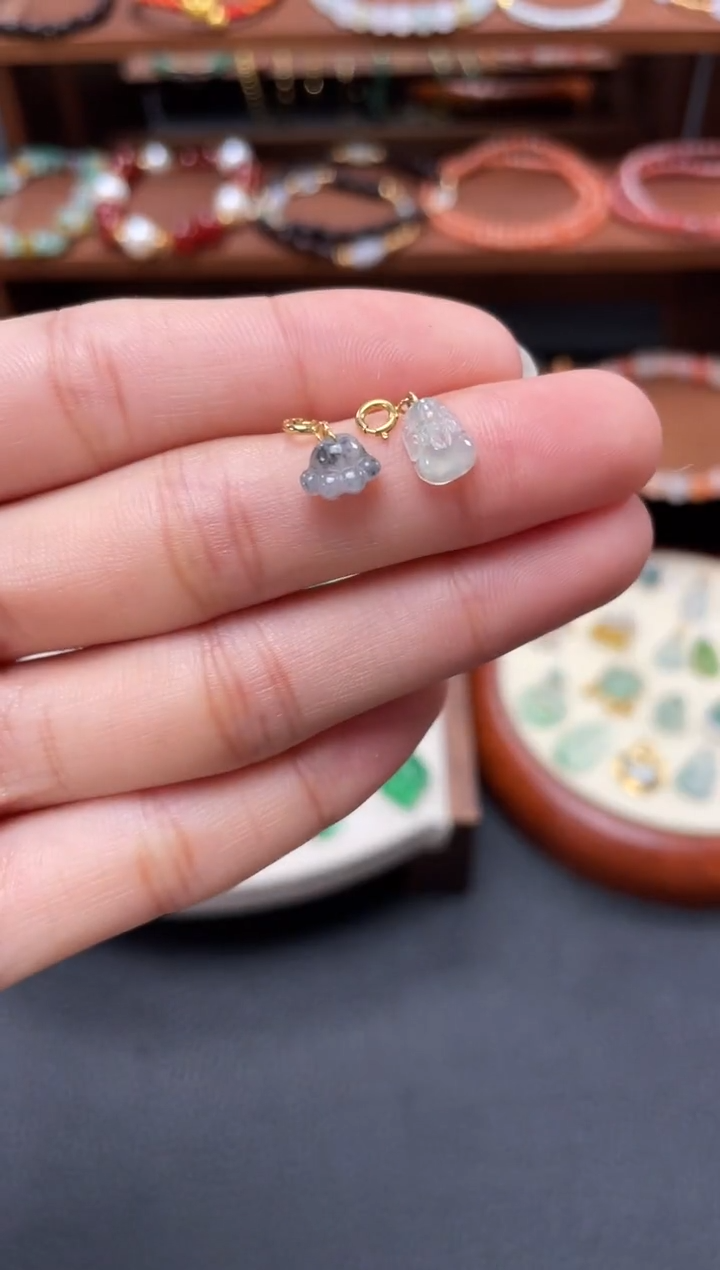 【闪购商品】翡翠吊坠(不含链)18K金镶嵌2个  631