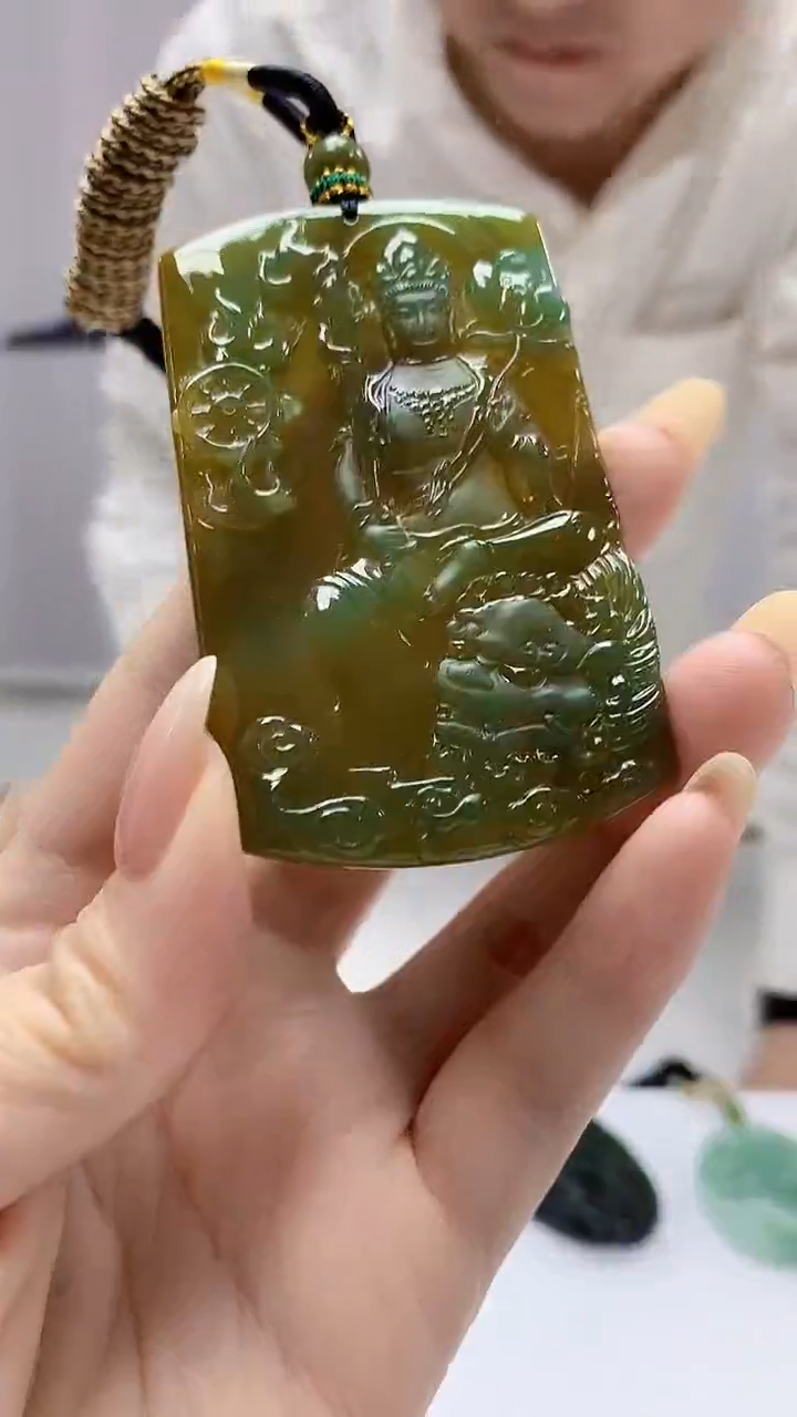 【闪购商品】定制翡翠未镶嵌5028DD-毛货挂件