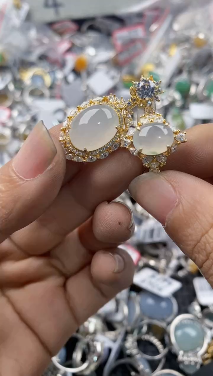 银S925镶嵌戒指翡翠999              8