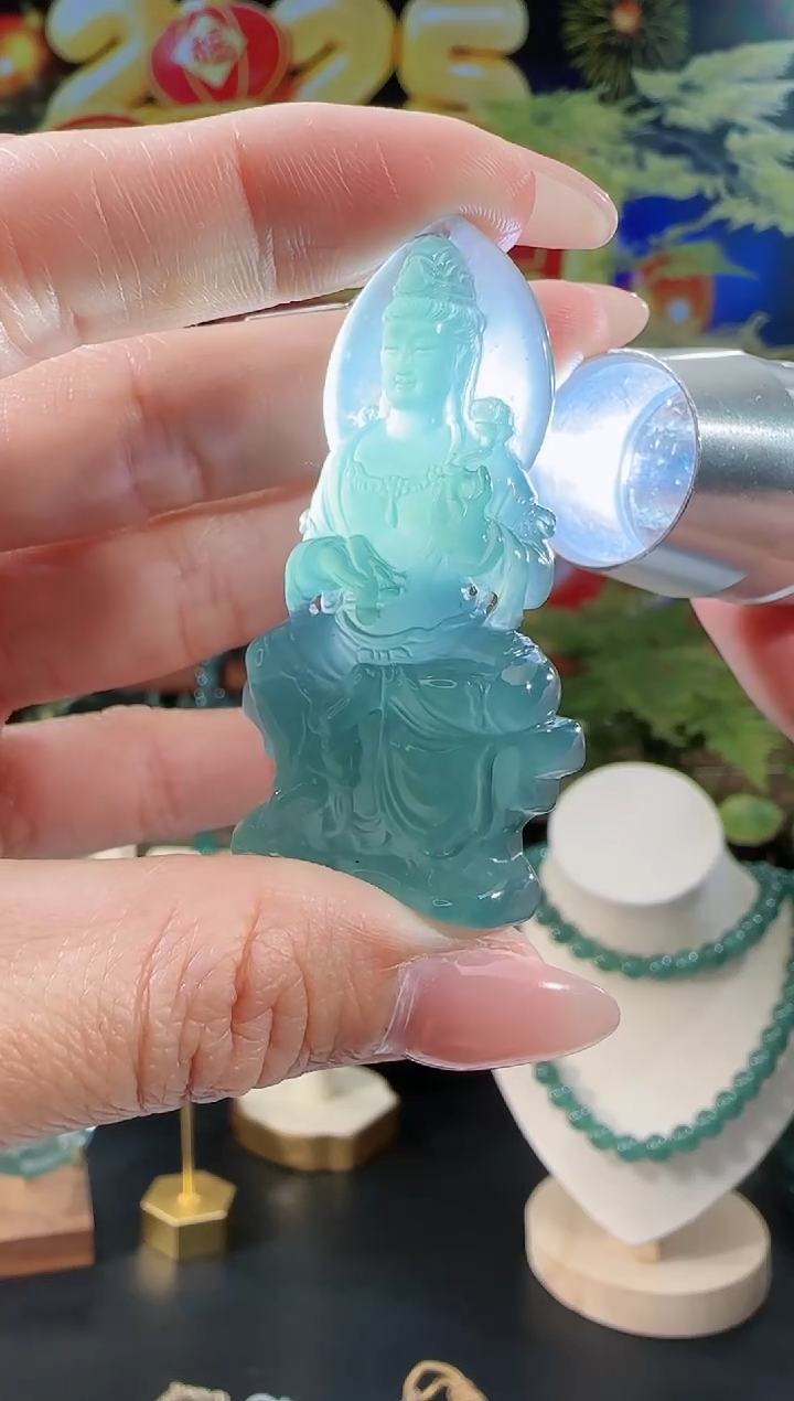 【闪购商品】翡翠吊坠(不含链)未镶嵌观音