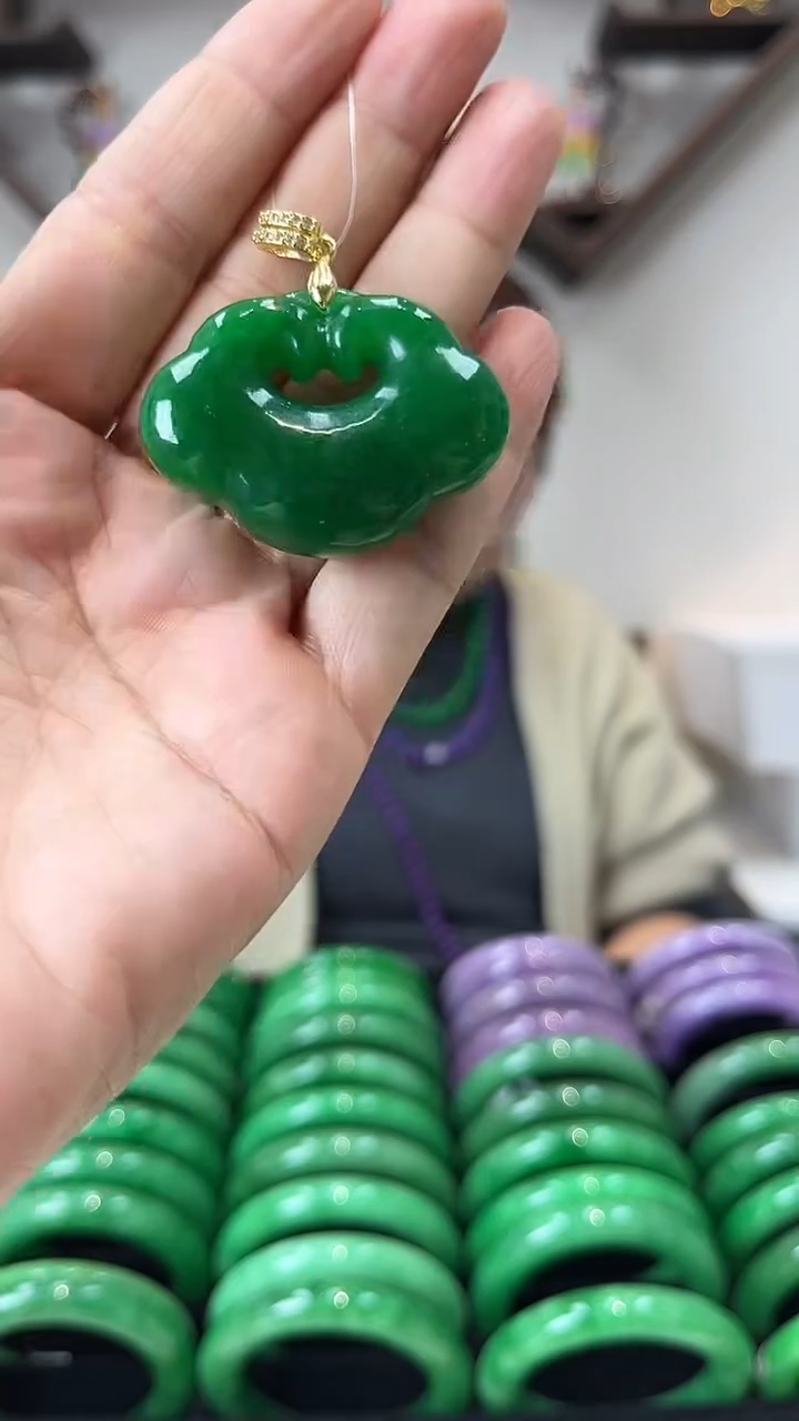 【闪购商品】砖雕闪13 手工雕刻吊坠