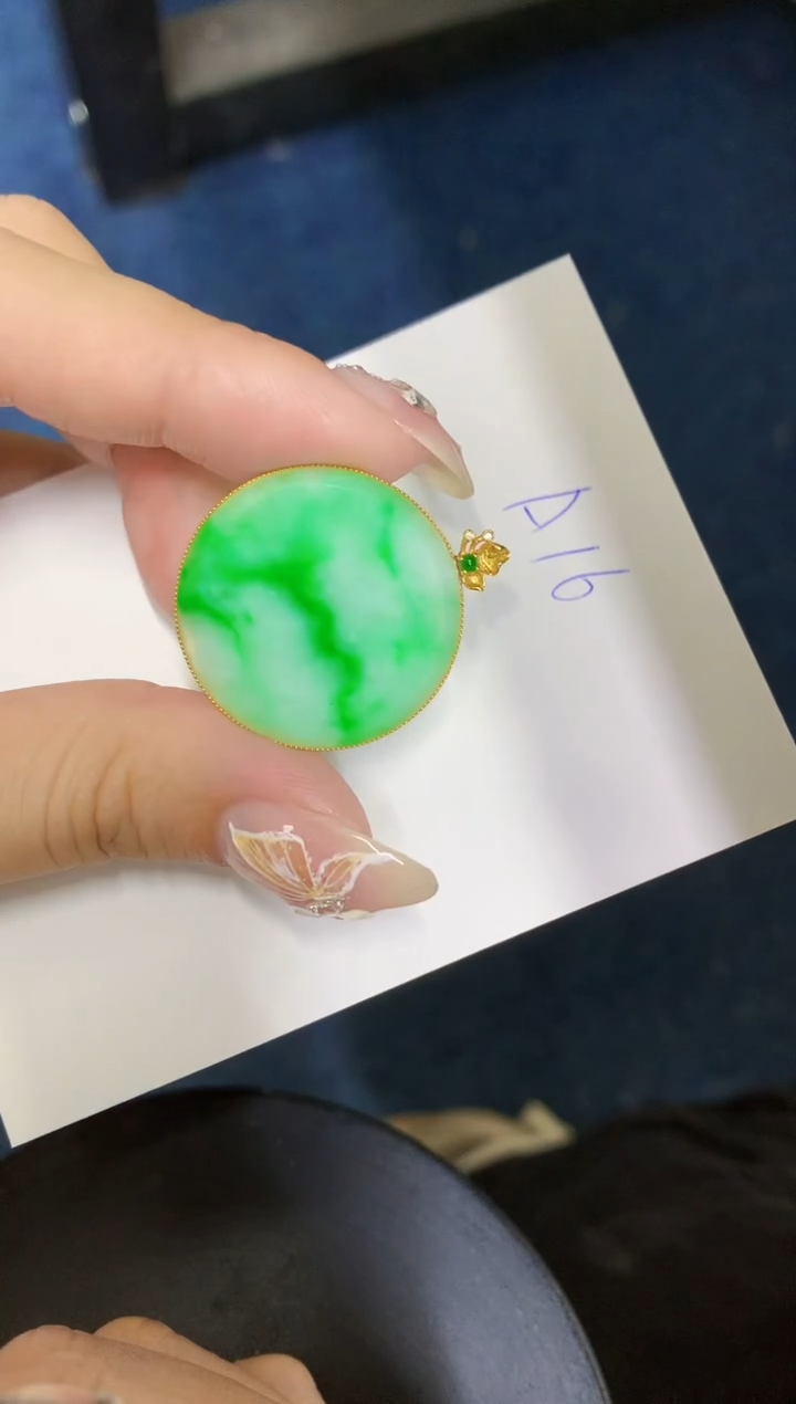 【闪购商品】翡翠颈饰18K金镶嵌0000000000