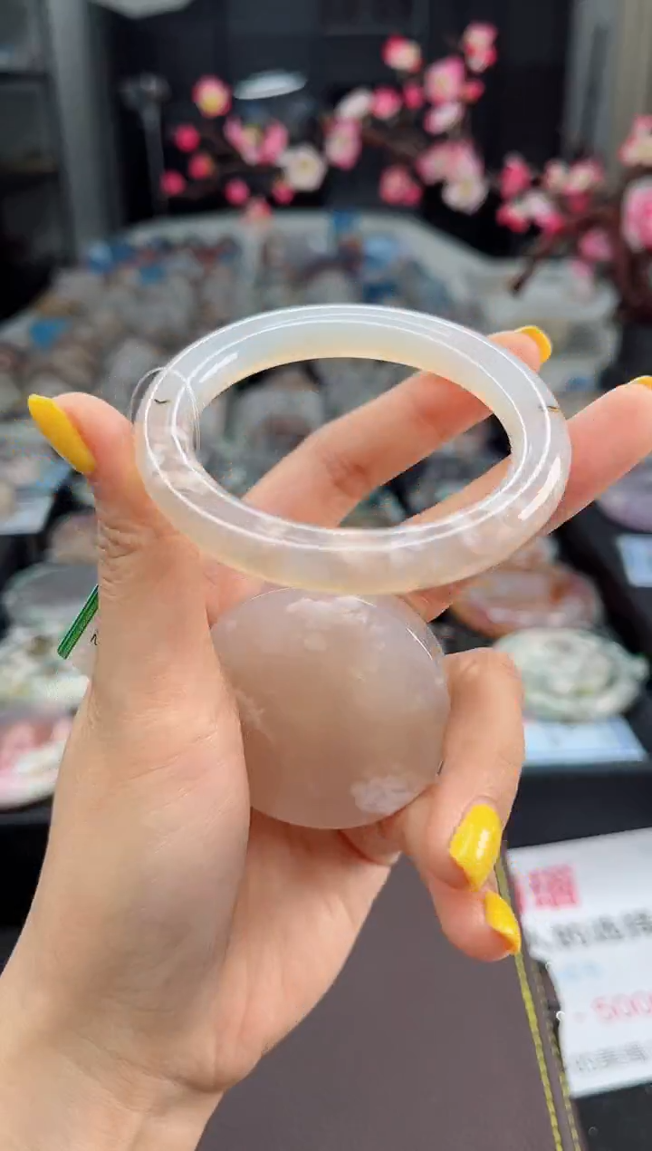 石英质玉未镶嵌手镯52圈口（赠送镯心）3507605