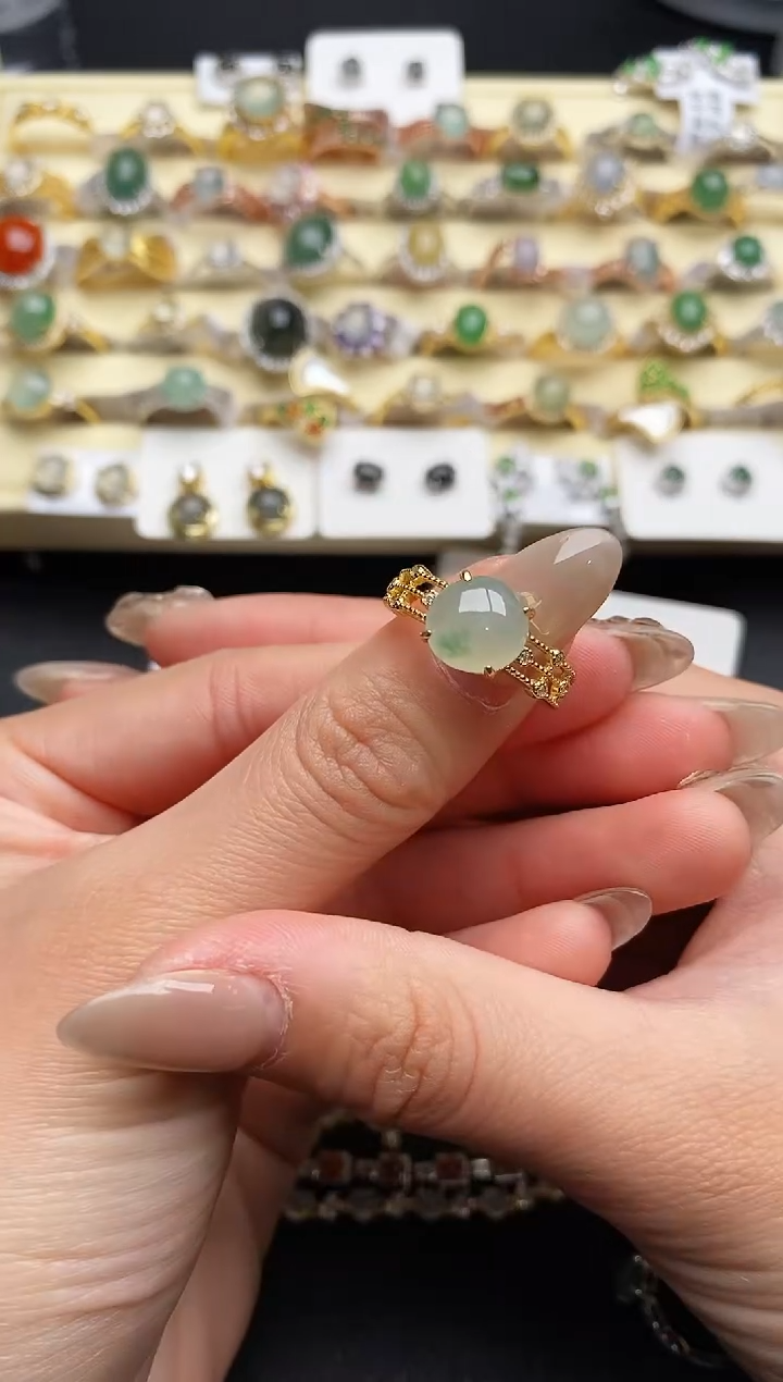 【闪购商品】翡翠戒指银S925镶嵌88888888+8