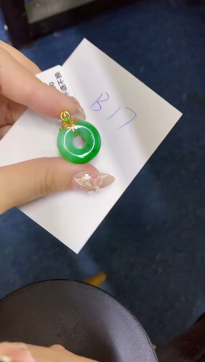 【闪购商品】翡翠颈饰18K金镶嵌0000000000