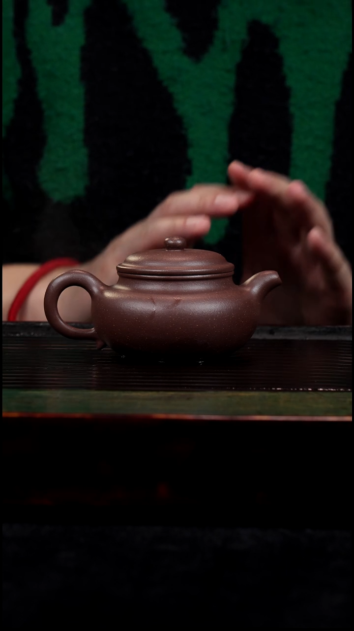 茶壶紫砂精工半手工紫遇金砂仿古